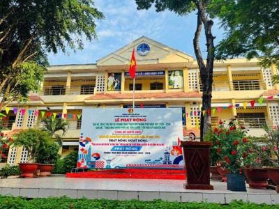 Trường THCS Chu Văn An, phường Thủ Dầu Một, thành phố Hồ Chí Minh tổ chức Lễ phát động chủ đề công tác Đội và phong trào thiếu nhi năm học 2025 – 2026